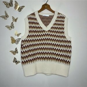 Chevron Patterned Sleeveless Sweater - Cream and Brown